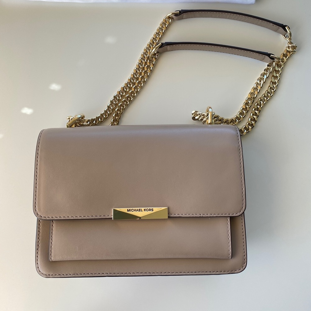 (NWT) Michael Kors Leather Gusset Shoulder Bag
